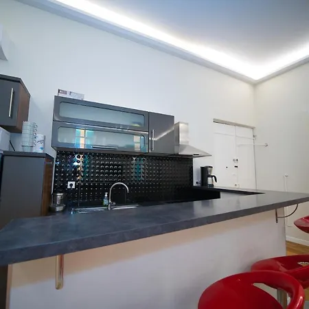 Old Town Luxury 3 Beds Апартаменты